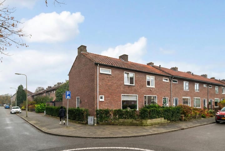 Photo 2 of Wielewaalstraat 108