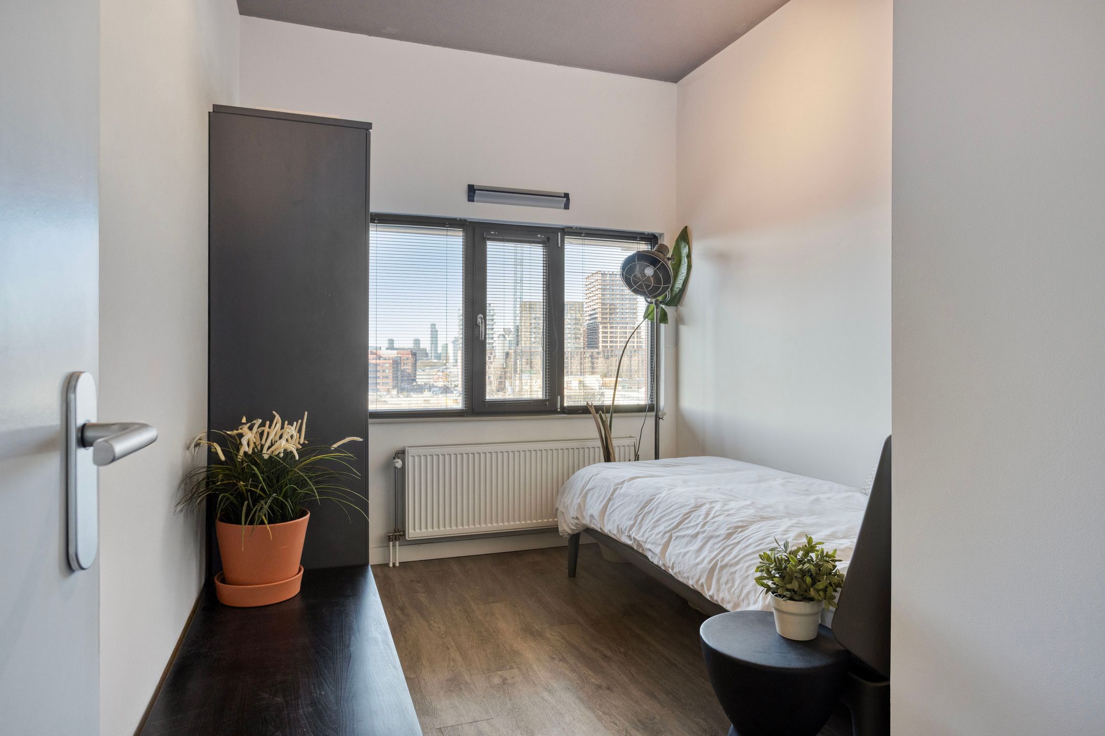 Photo 21 of Junostraat 295