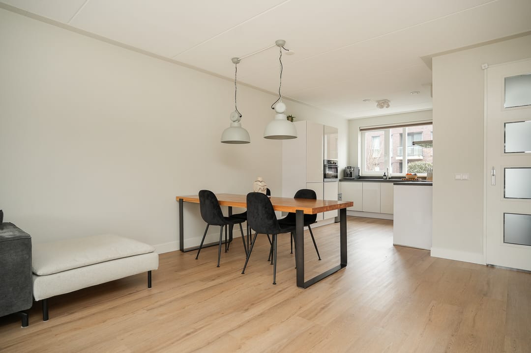 Photo 11 of Fiep Westendorplaan 218