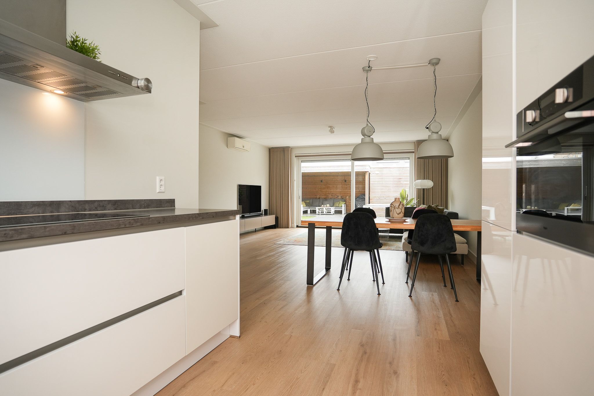 Photo 15 of Fiep Westendorplaan 218