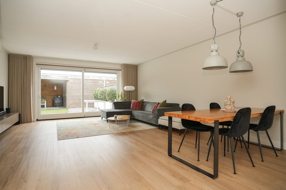 Photo 17 of Fiep Westendorplaan 218