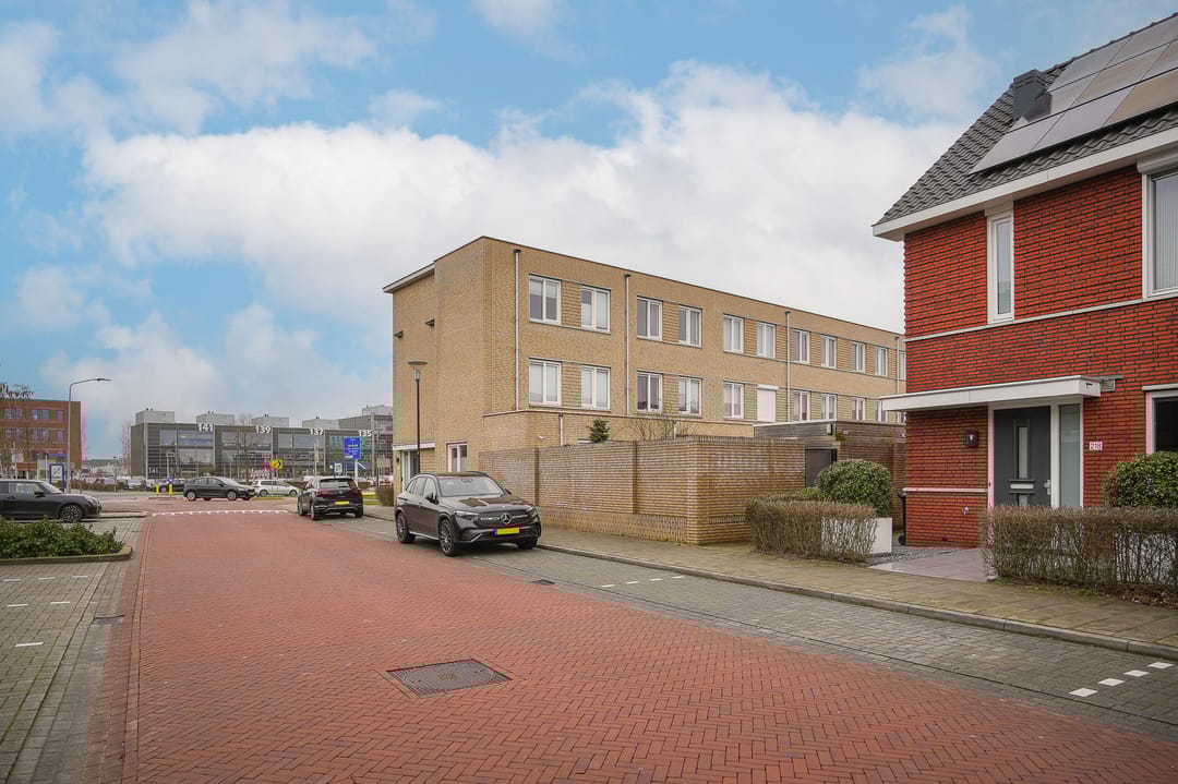 Photo 37 of Fiep Westendorplaan 218