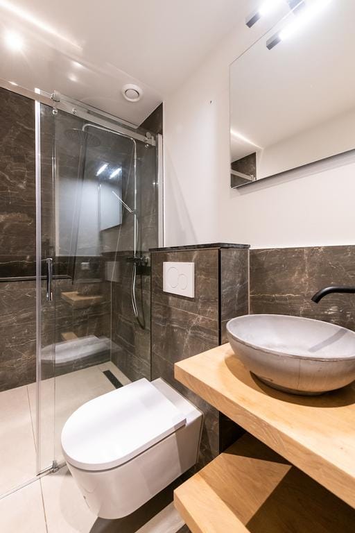 Photo 11 of Landstraat 52-B2