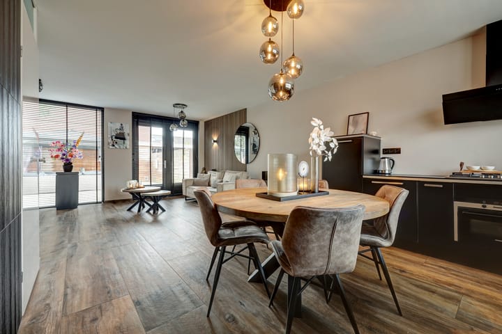 Foto 2 van Ridderspoor 3