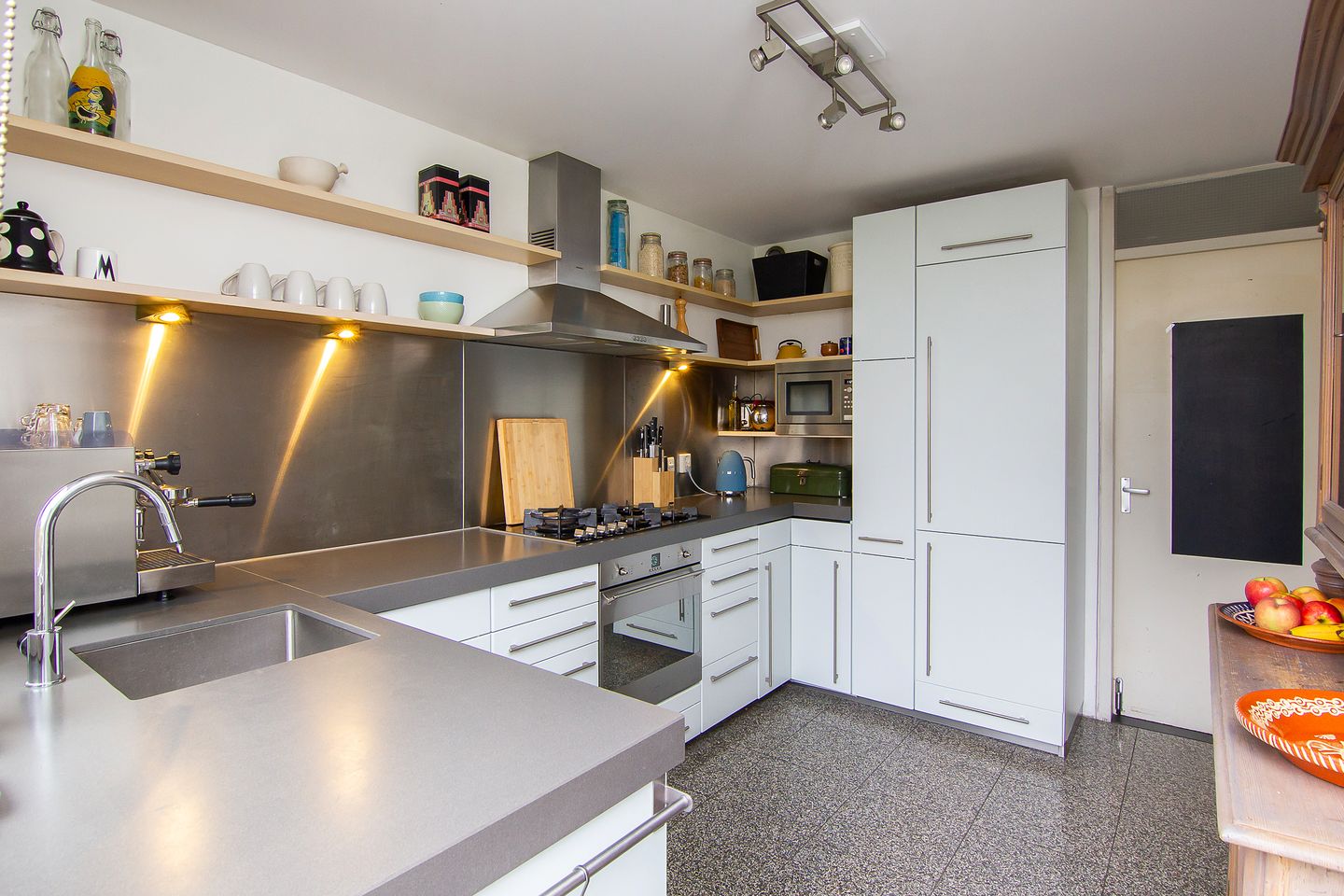 Foto 19 van Cornelis Visserstraat 19