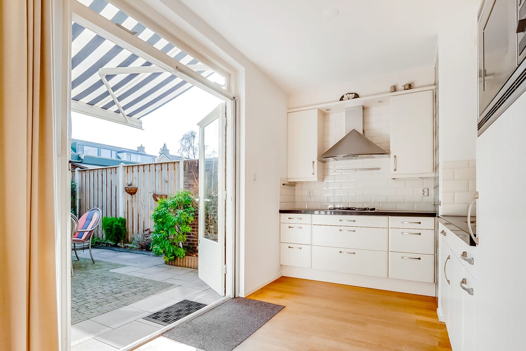 Photo 11 of Gerrit van der Veenstraat 105