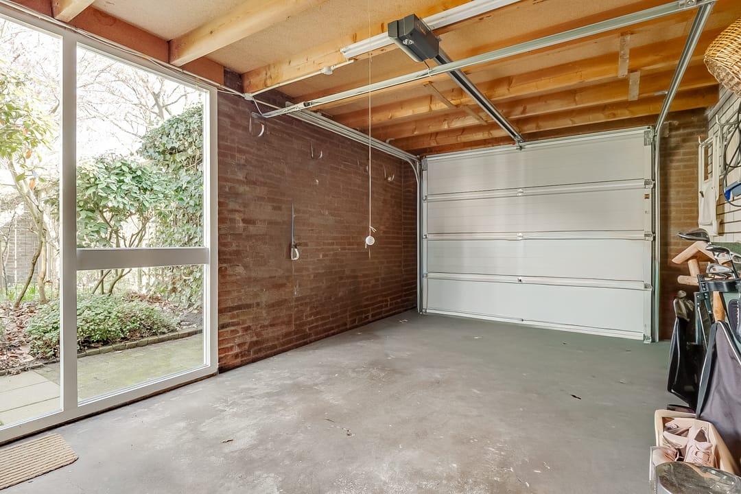 Photo 28 of Gerrit van der Veenstraat 105