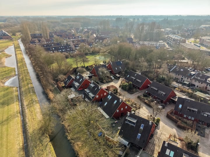 Well-maintained energy-efficient family home with sunny south-facing garden in Beijum-Oost — 12