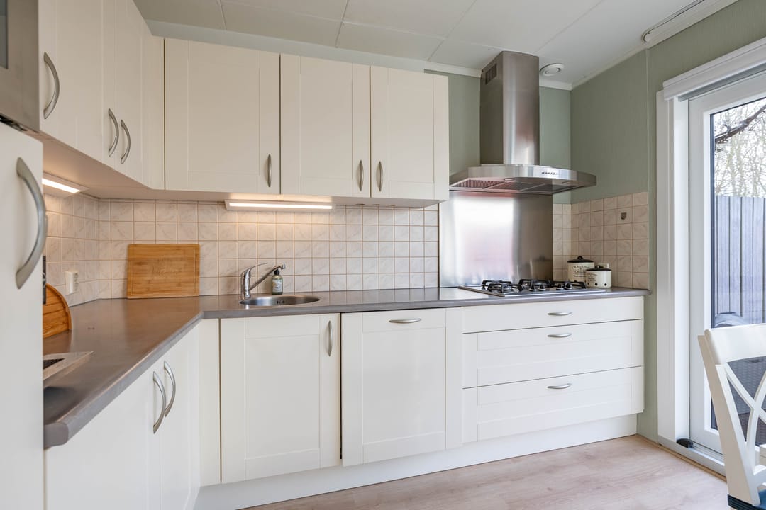 Well-maintained energy-efficient family home with sunny south-facing garden in Beijum-Oost — 49