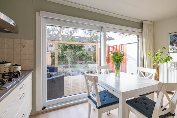 Well-maintained energy-efficient family home with sunny south-facing garden in Beijum-Oost — 50