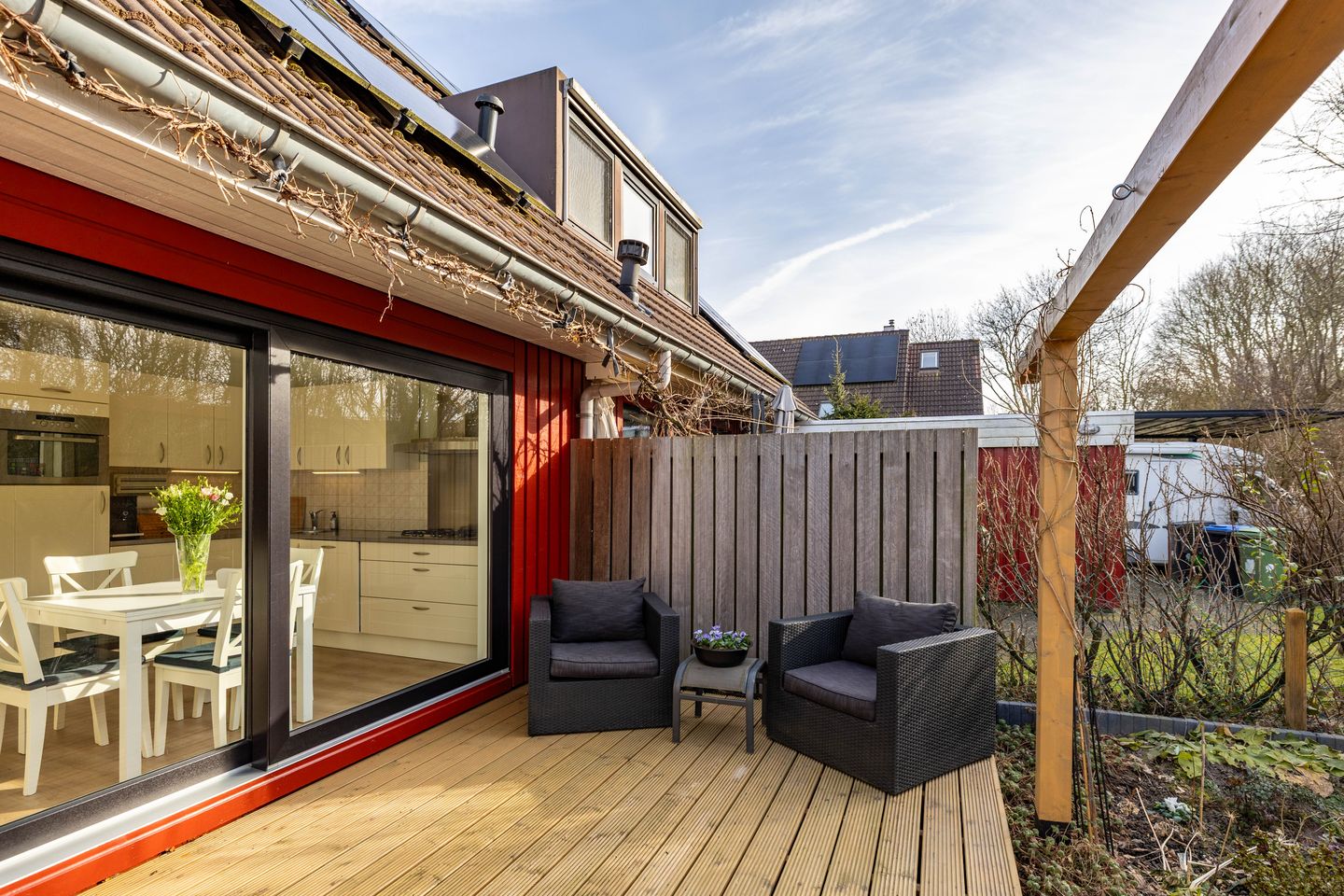 Well-maintained energy-efficient family home with sunny south-facing garden in Beijum-Oost — 65