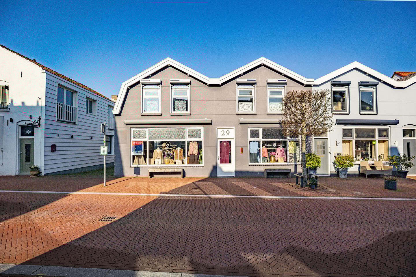 Bekijk foto 2 van Dorpsstraat 29