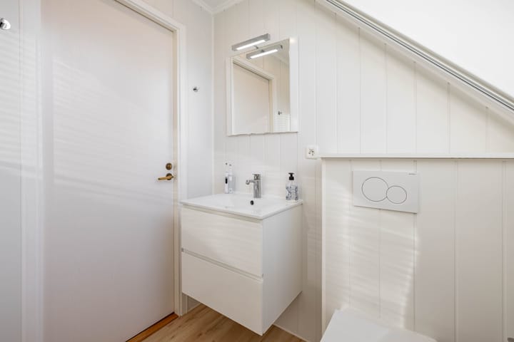 Well-maintained energy-efficient family home with sunny south-facing garden in Beijum-Oost — 88