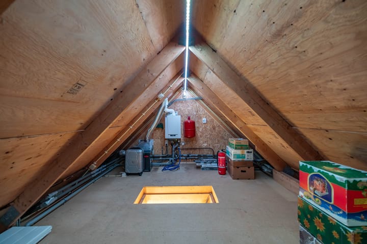 Well-maintained energy-efficient family home with sunny south-facing garden in Beijum-Oost — 94