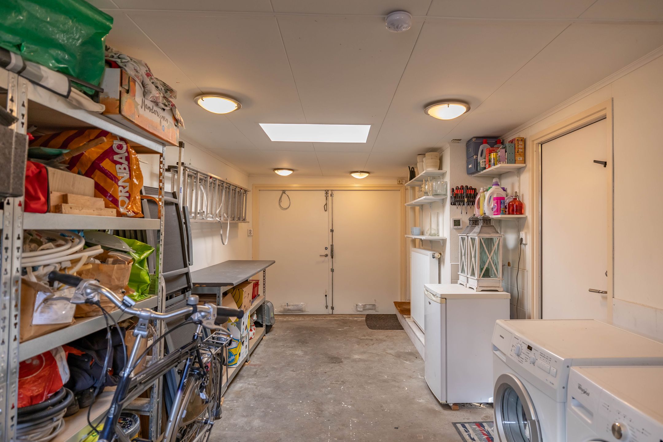 Well-maintained energy-efficient family home with sunny south-facing garden in Beijum-Oost — 99