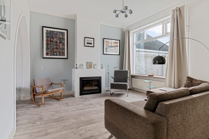 Photo 2 of Lansinkweg 12