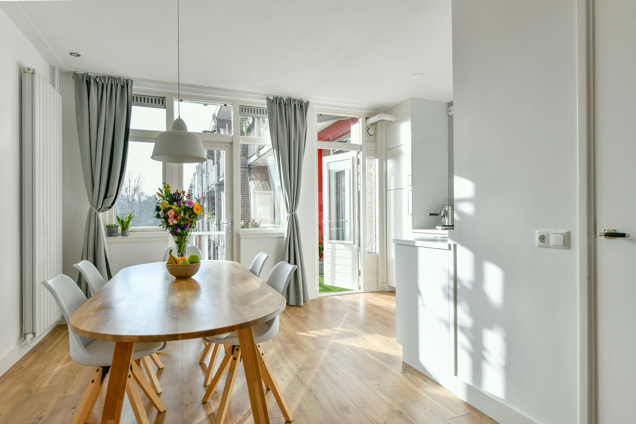 Foto 3 van Haarlemmerweg 573-2