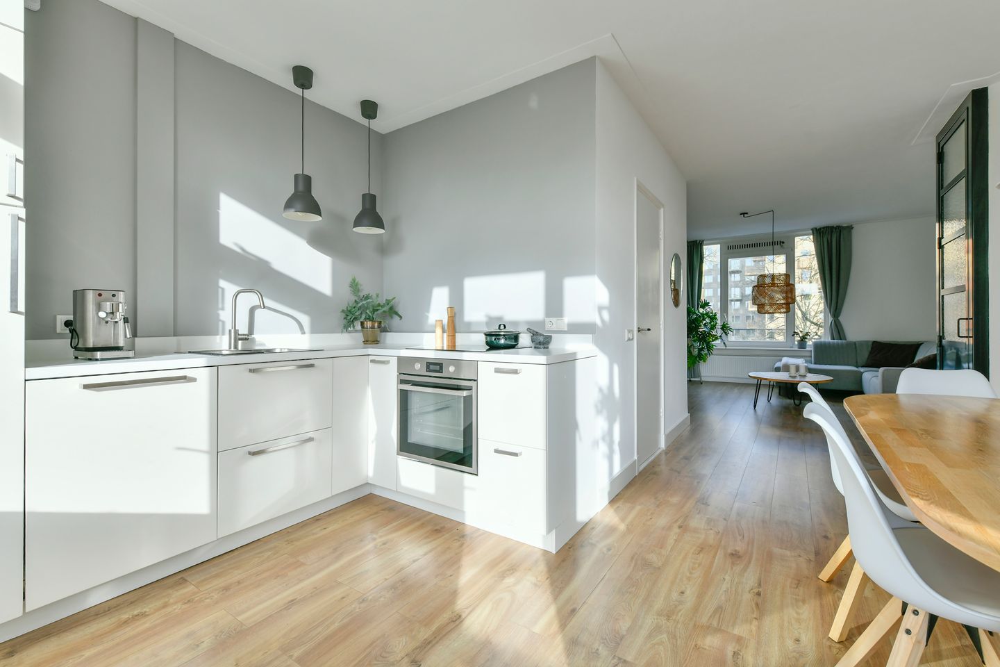 Foto 4 van Haarlemmerweg 573-2