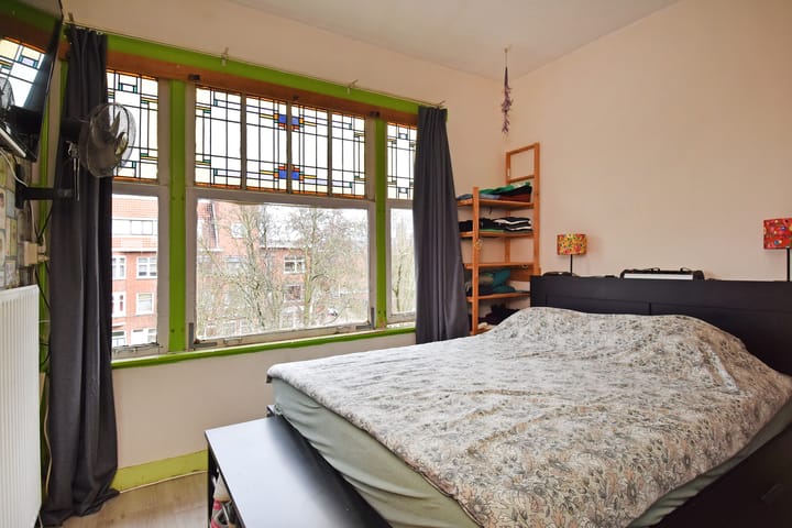 Foto 20 van Aarnout Drostlaan 45