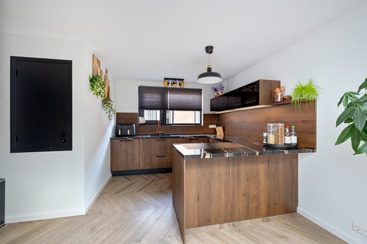 Foto 4 van Emmausstraat 5