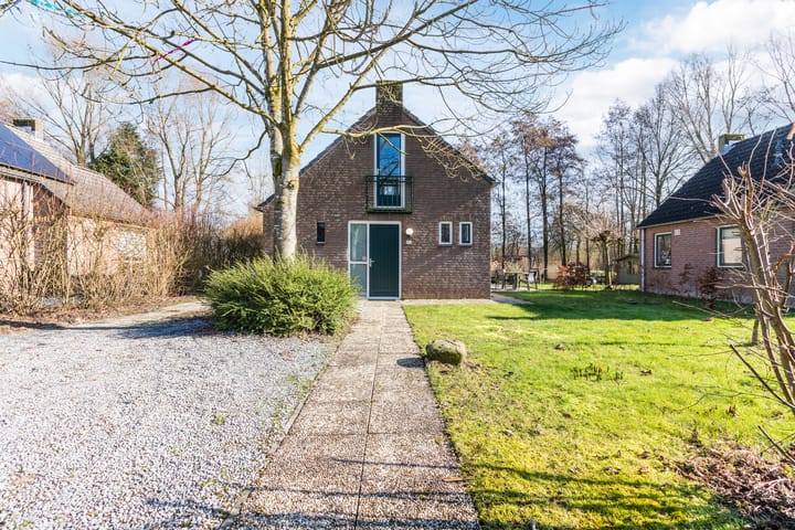 Foto 2 van Groene Heuvels 235