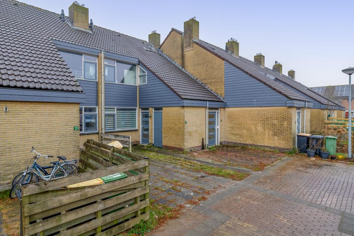 Photo 5 of Hoeker 17