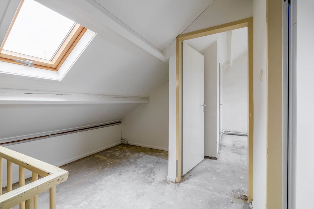 Photo 26 of Hoeker 17