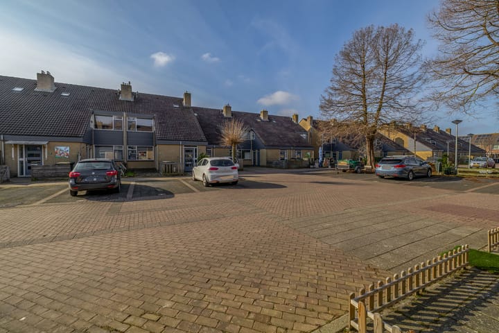 Foto 2 van Hoeker 44