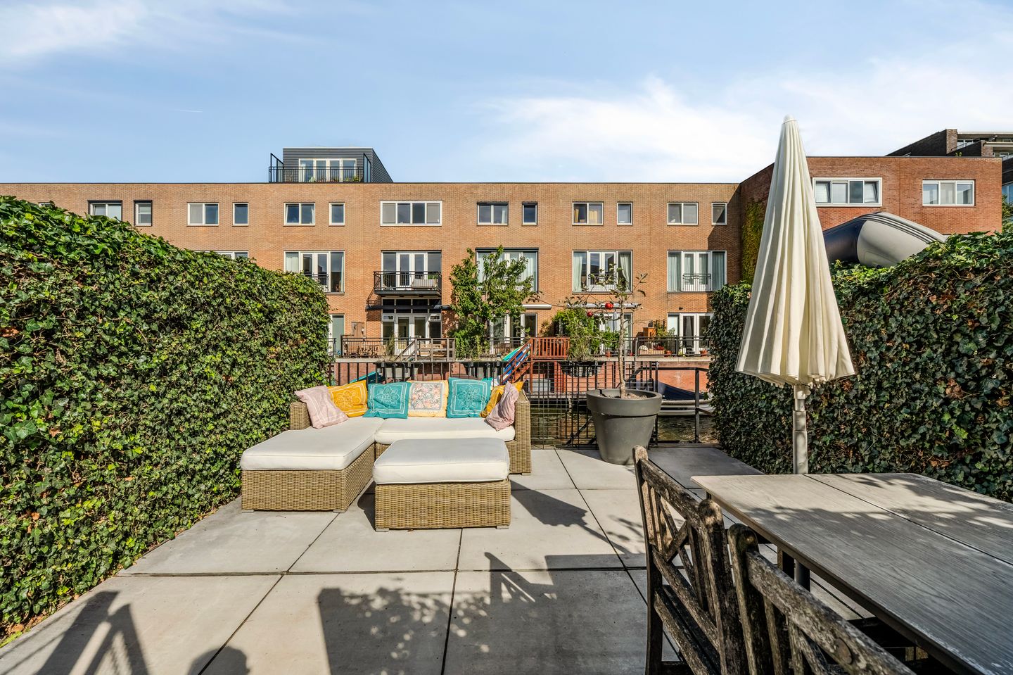 Spacious Family Home with Waterfront Garden and Private Mooring on IJburg — 39