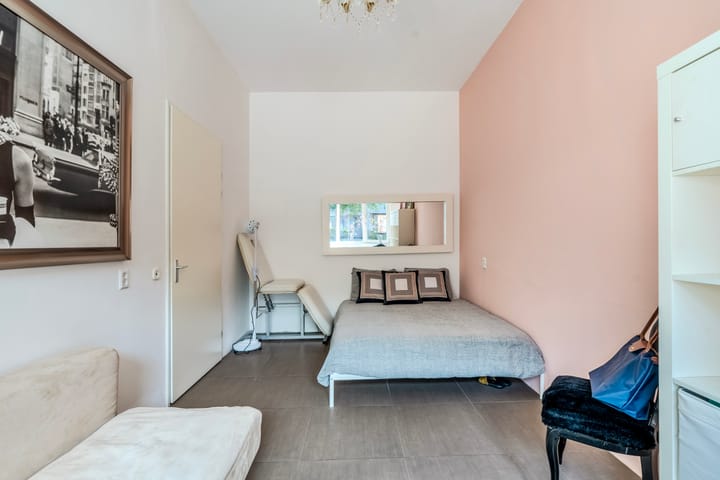 Spacious Family Home with Waterfront Garden and Private Mooring on IJburg — 49