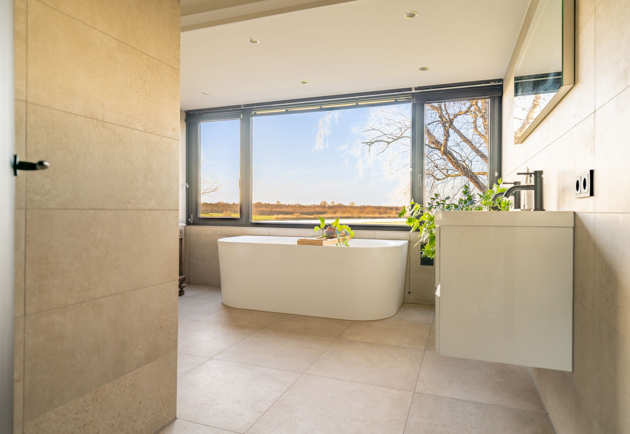 Photo 30 of Nieuw-Loosdrechtsedijk 194-B