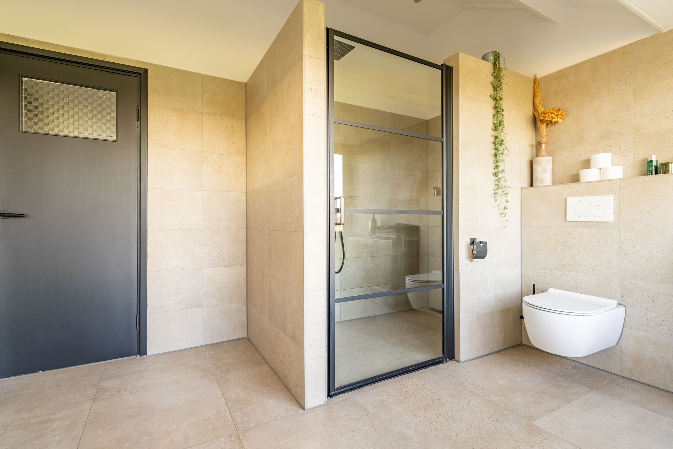 Photo 33 of Nieuw-Loosdrechtsedijk 194-B