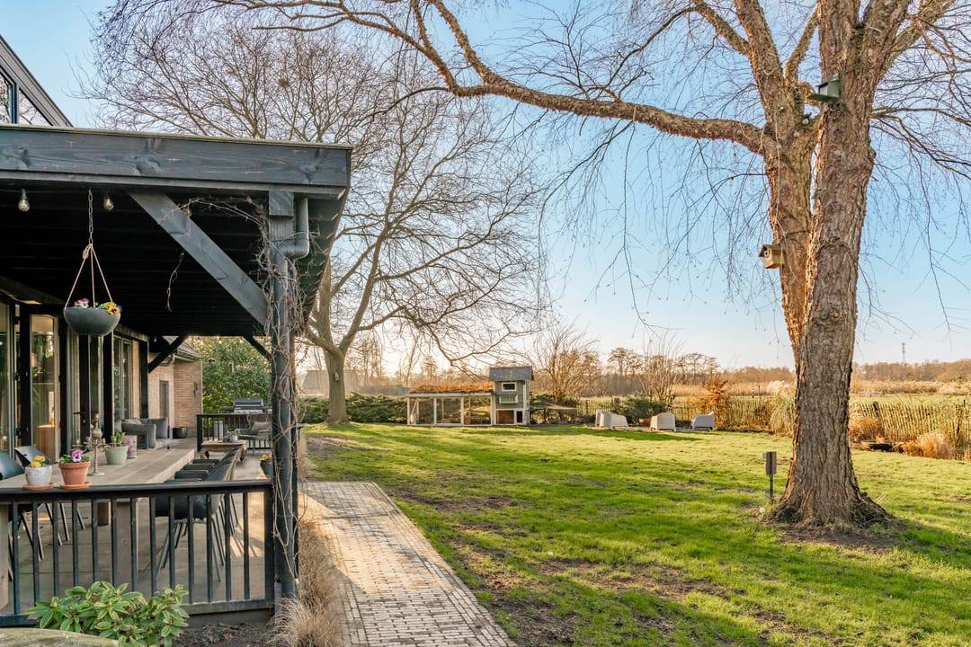 Photo 38 of Nieuw-Loosdrechtsedijk 194-B