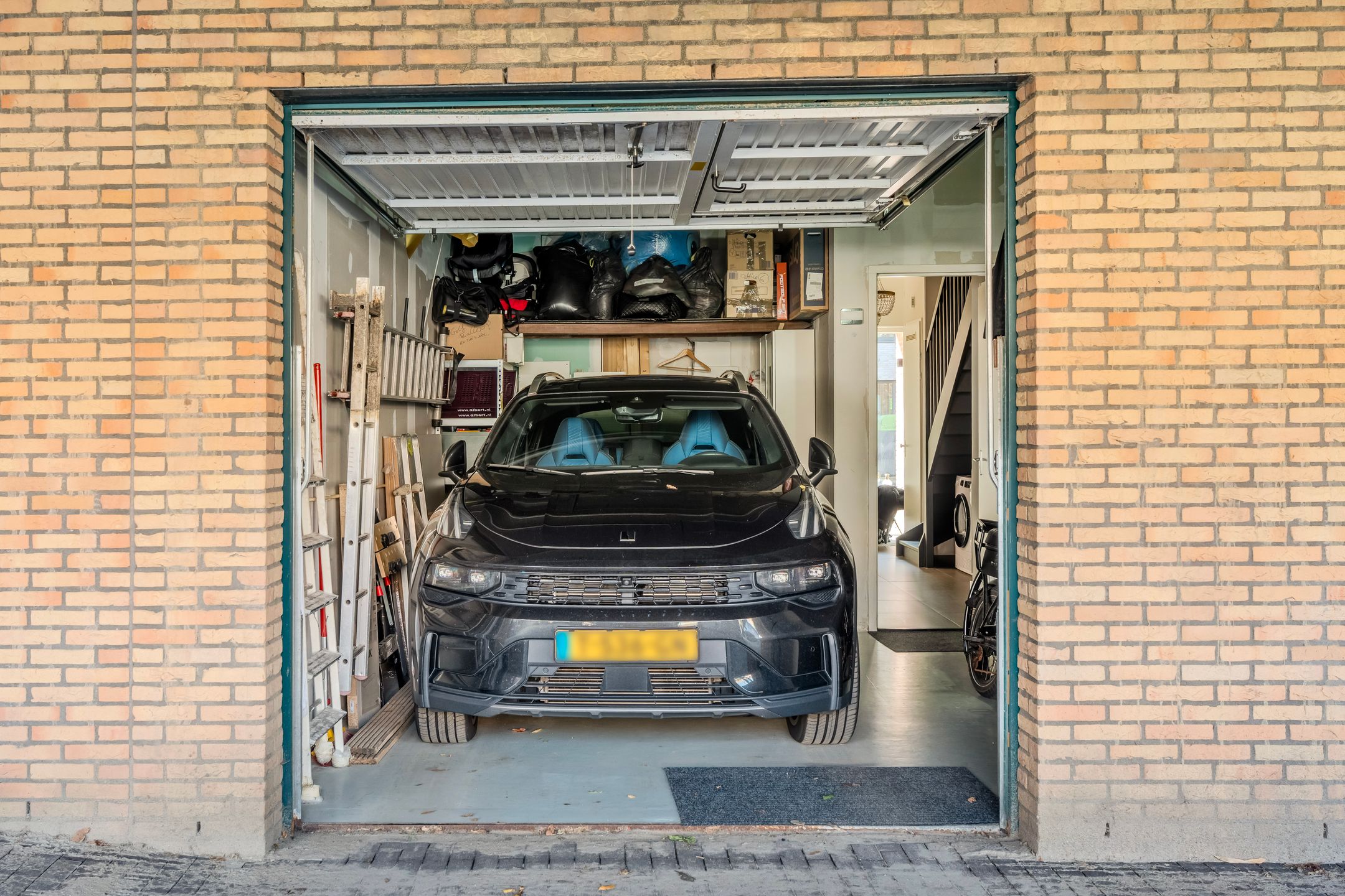 Spacious Family Home with Waterfront Garden and Private Mooring on IJburg — 70