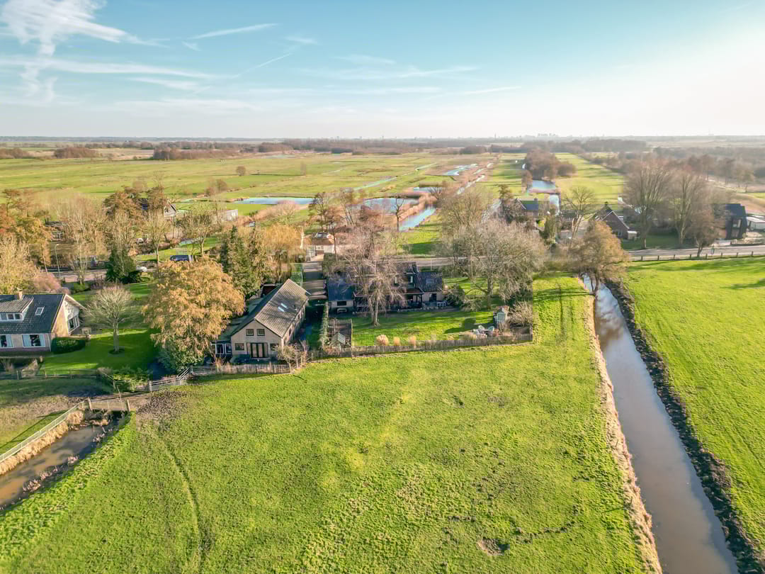 Photo 62 of Nieuw-Loosdrechtsedijk 194-B