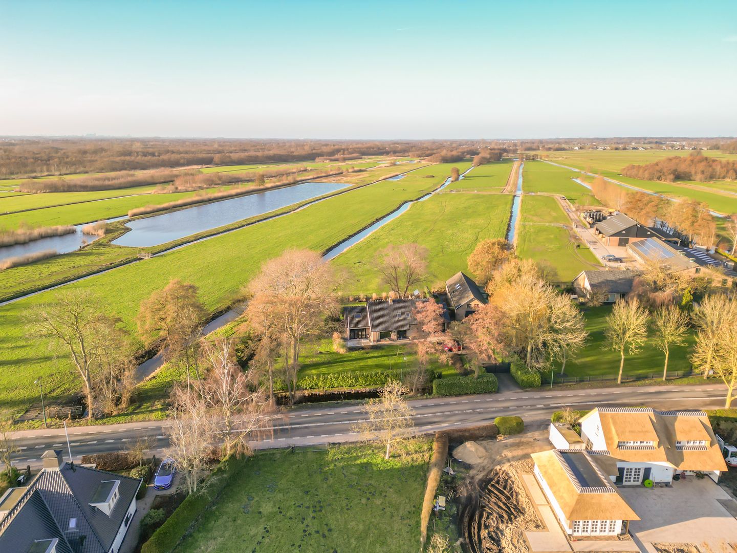 Photo 65 of Nieuw-Loosdrechtsedijk 194-B