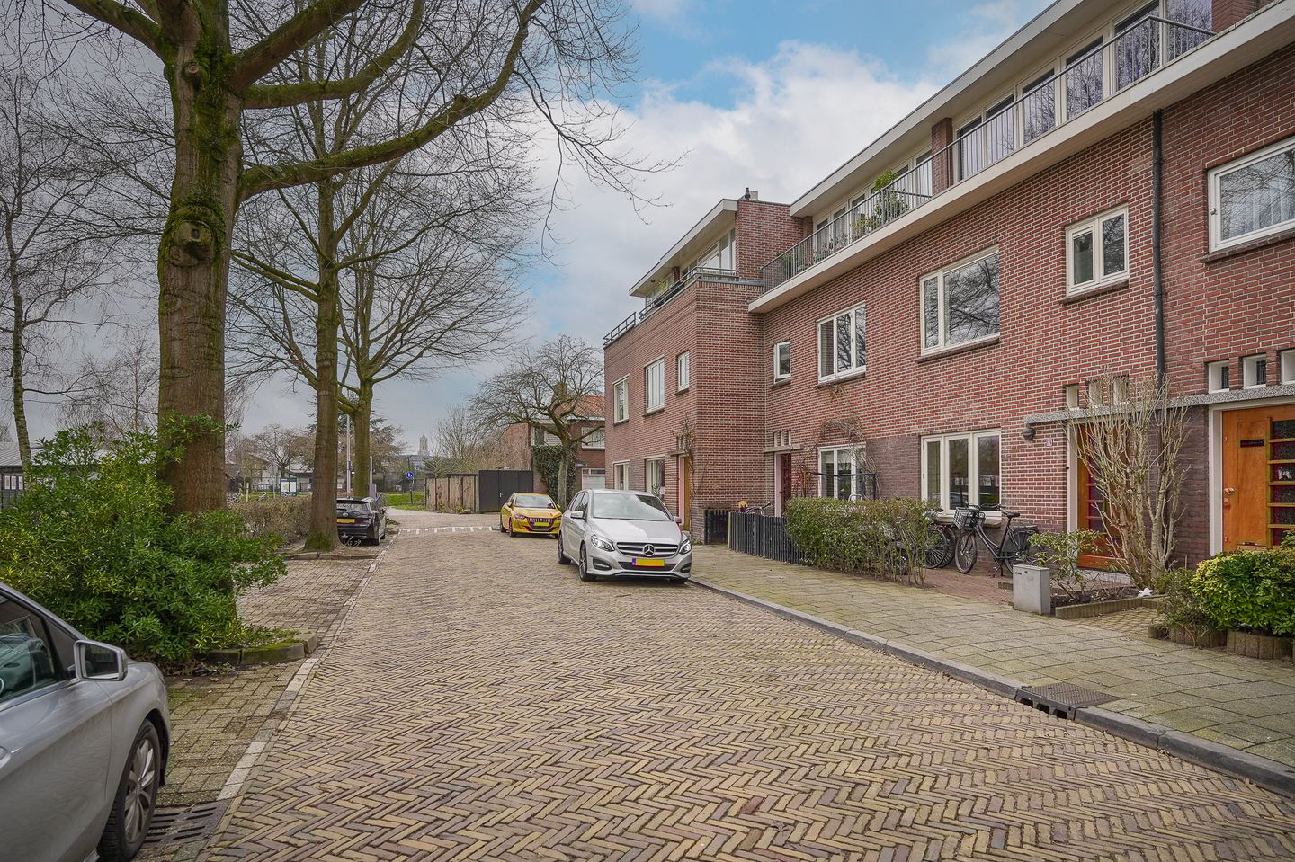 Foto 35 van Van Swindenstraat 128