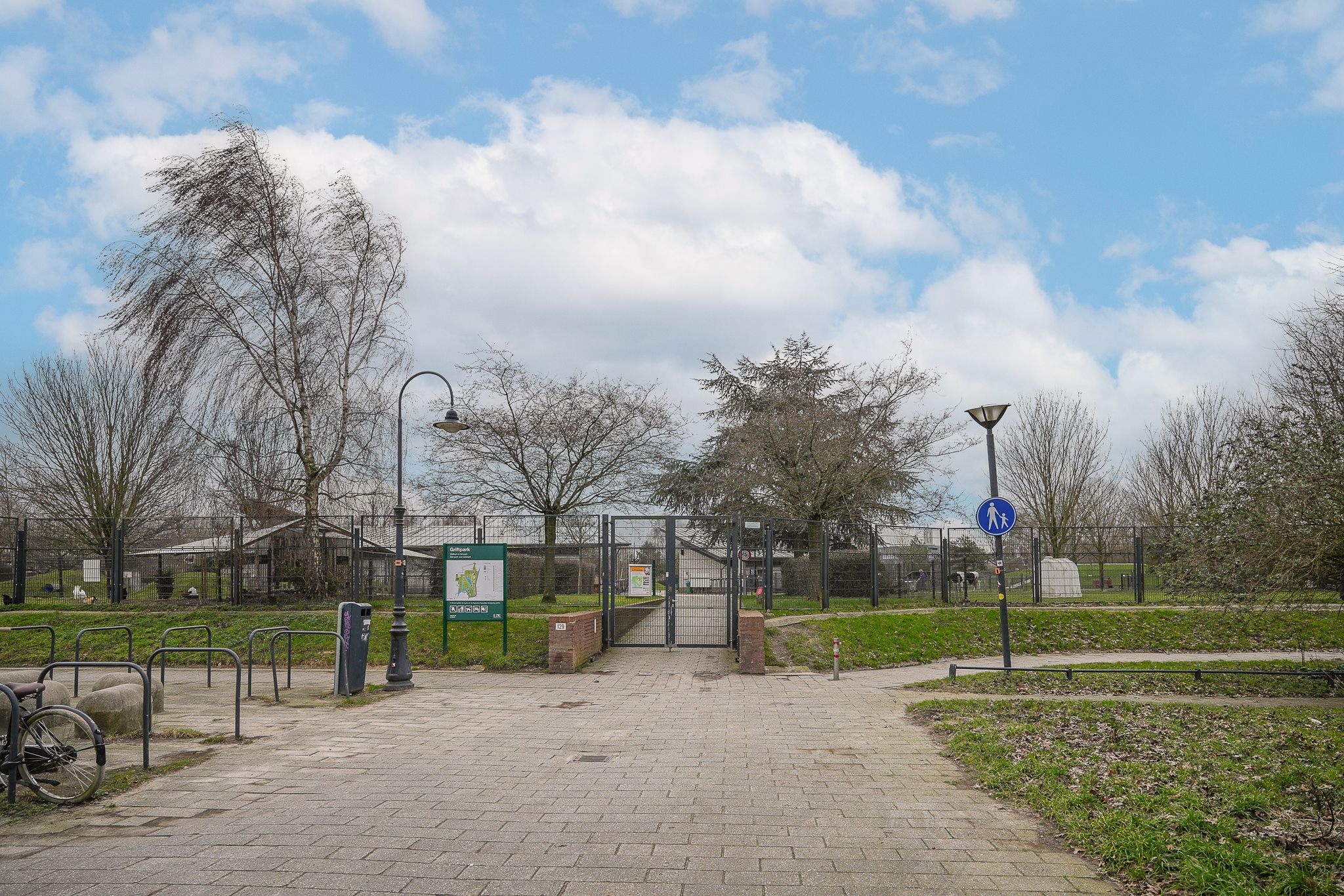 Foto 36 van Van Swindenstraat 128