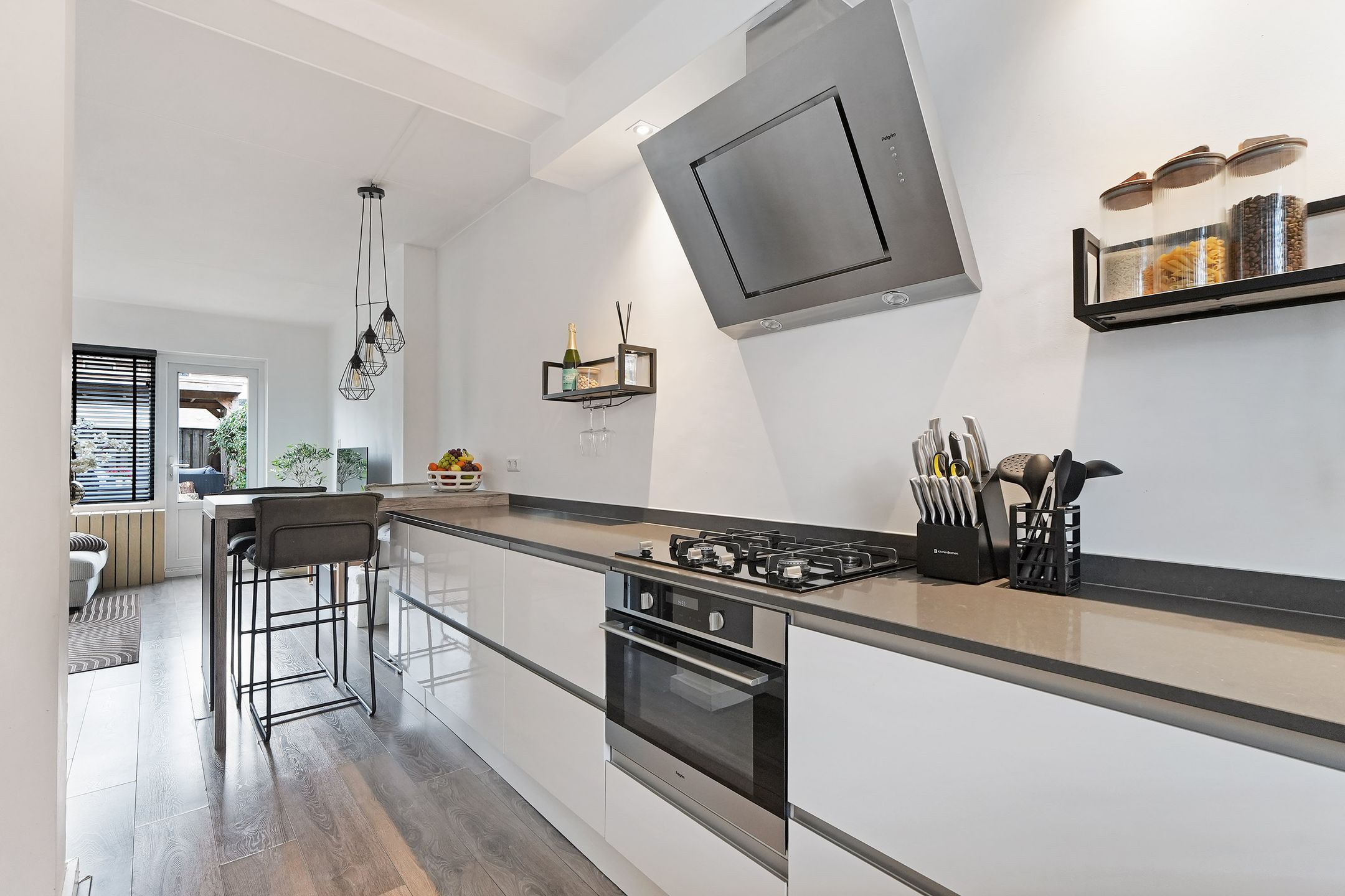 Foto 15 van Schoutstraat 75