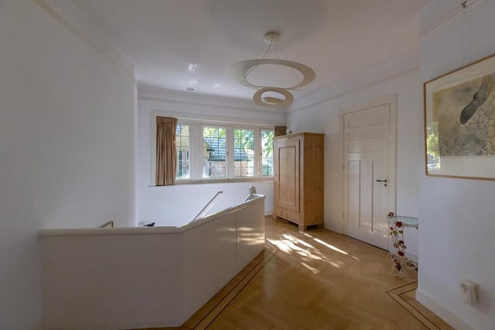 Characterful semi-detached villa from 1934 in protected villa district 't Spiegel — 26