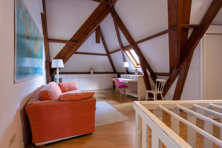 Characterful semi-detached villa from 1934 in protected villa district 't Spiegel — 50
