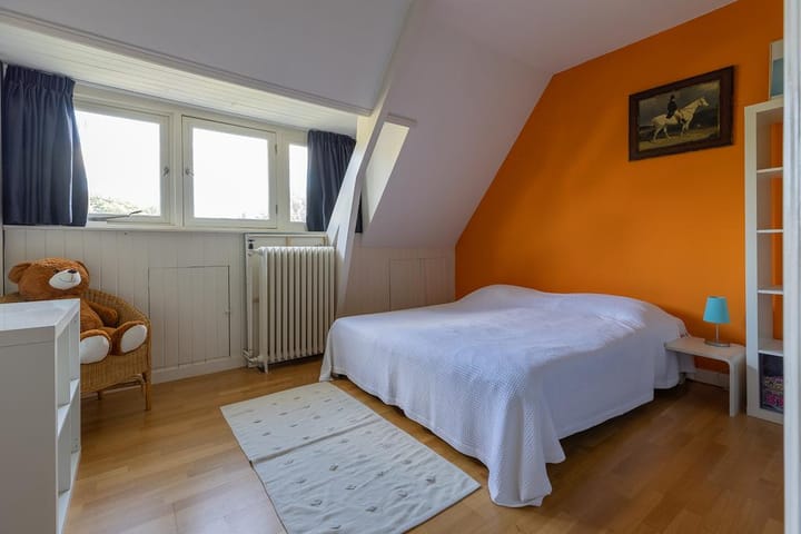 Characterful semi-detached villa from 1934 in protected villa district 't Spiegel — 54