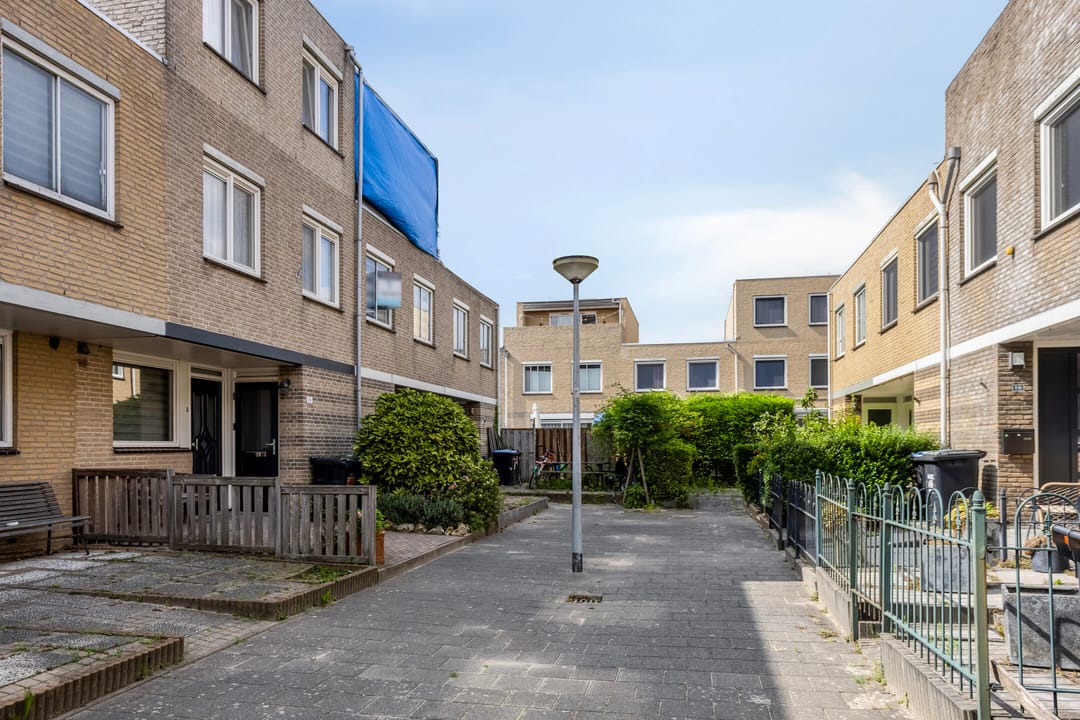 Photo 37 of Caro van Eyckstraat 24