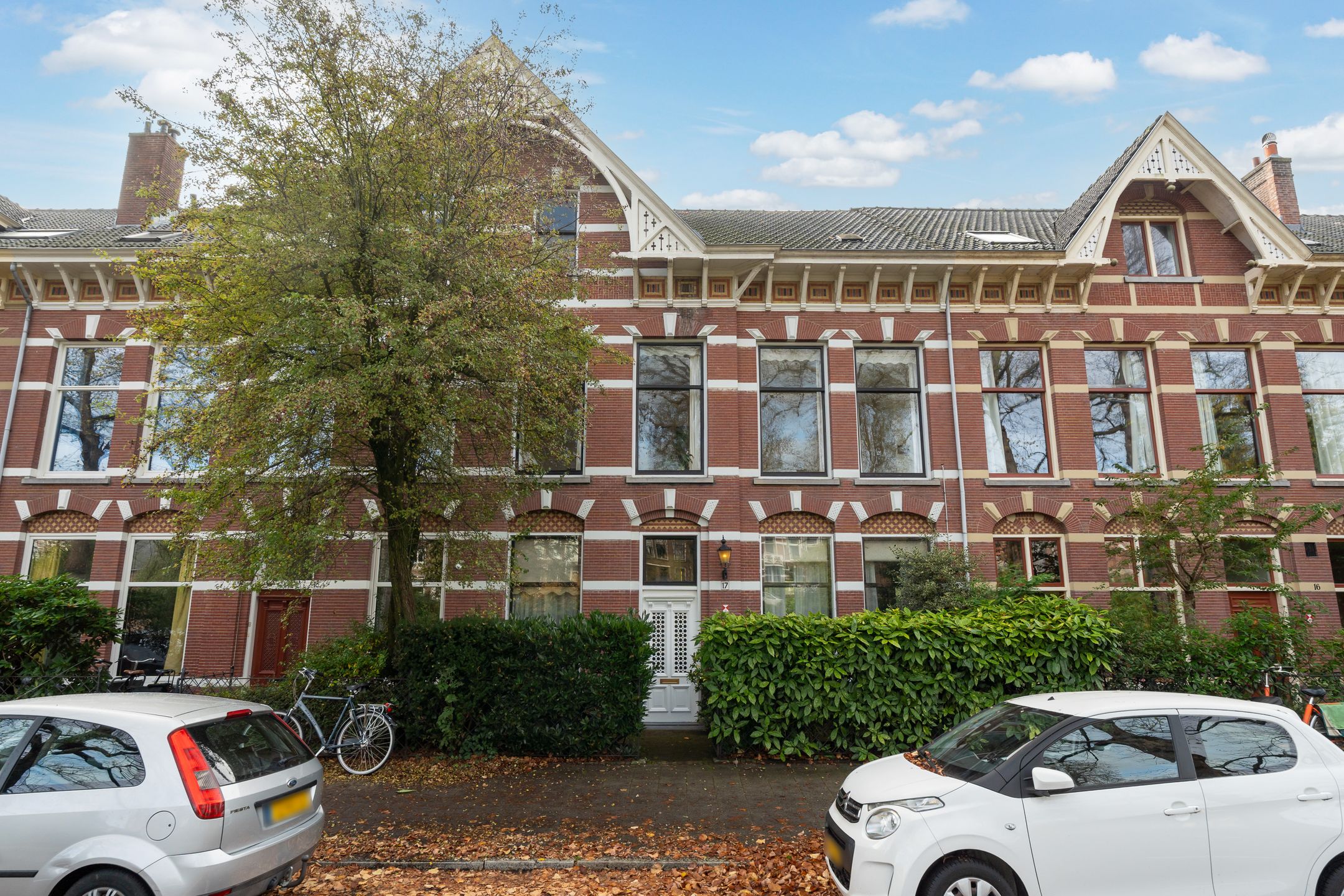 Zoeterwoudsesingel 17, Leiden
