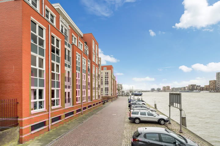 Photo 4 of Buiten Walevest 80