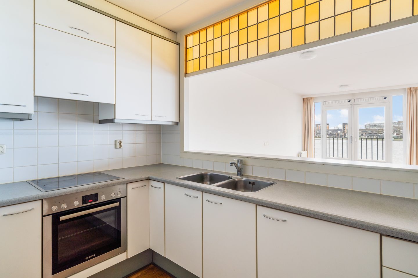 Foto 25 van Buiten Walevest 80