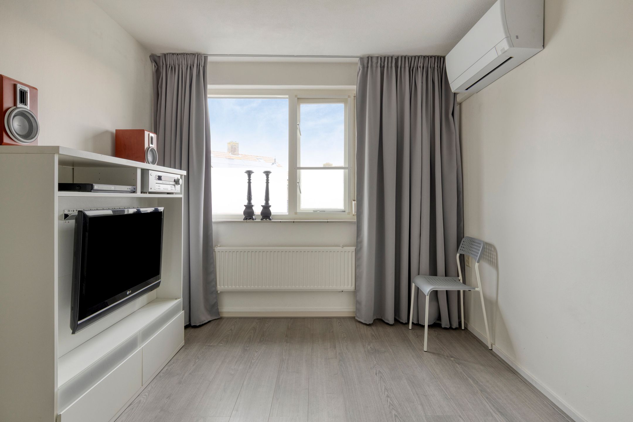 Foto 21 van Veestraat 14