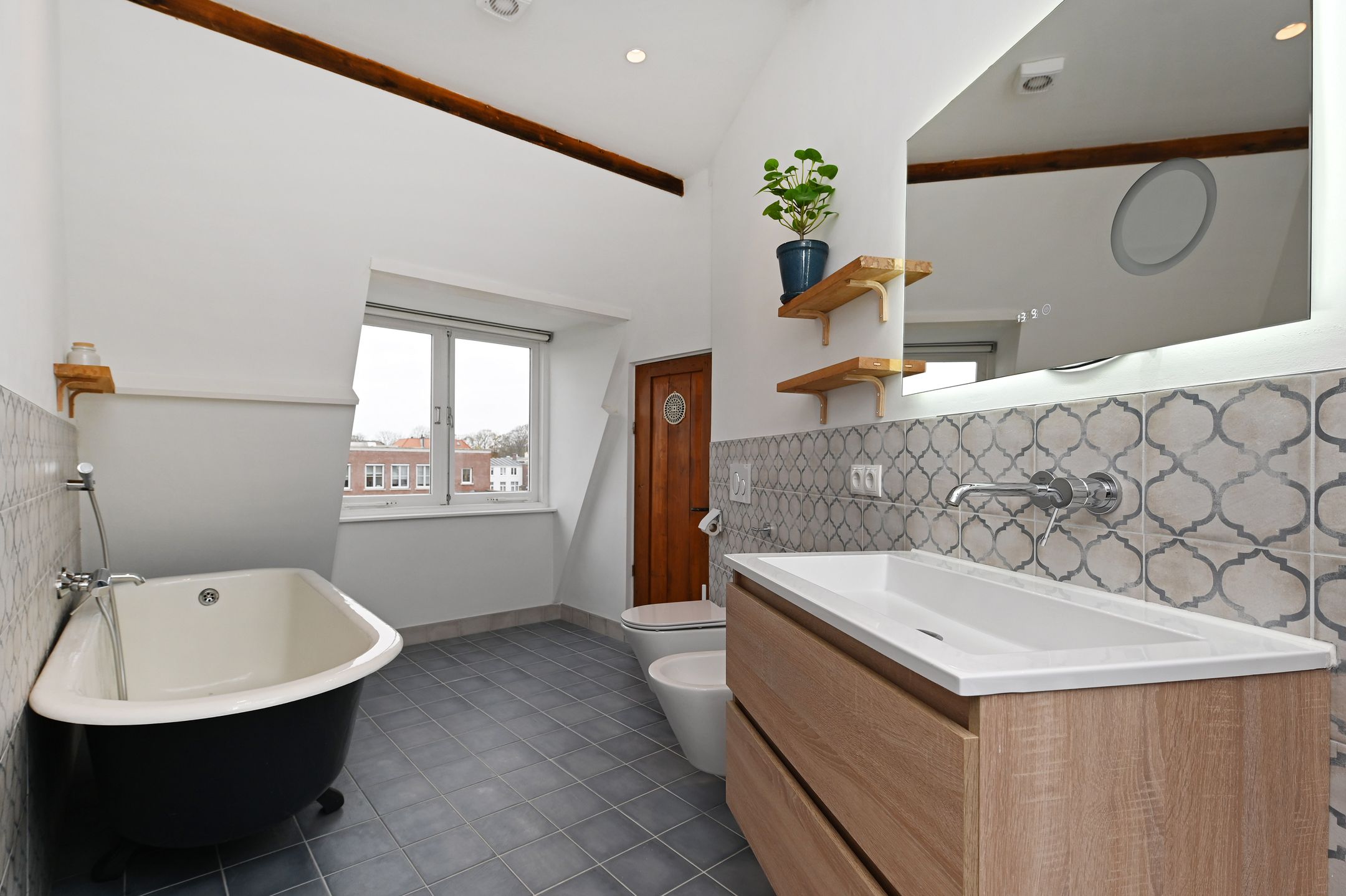 Foto 33 van Hugo de Grootstraat 9-A