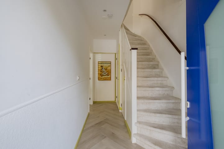 Foto 3 van Dolfijnstraat 228