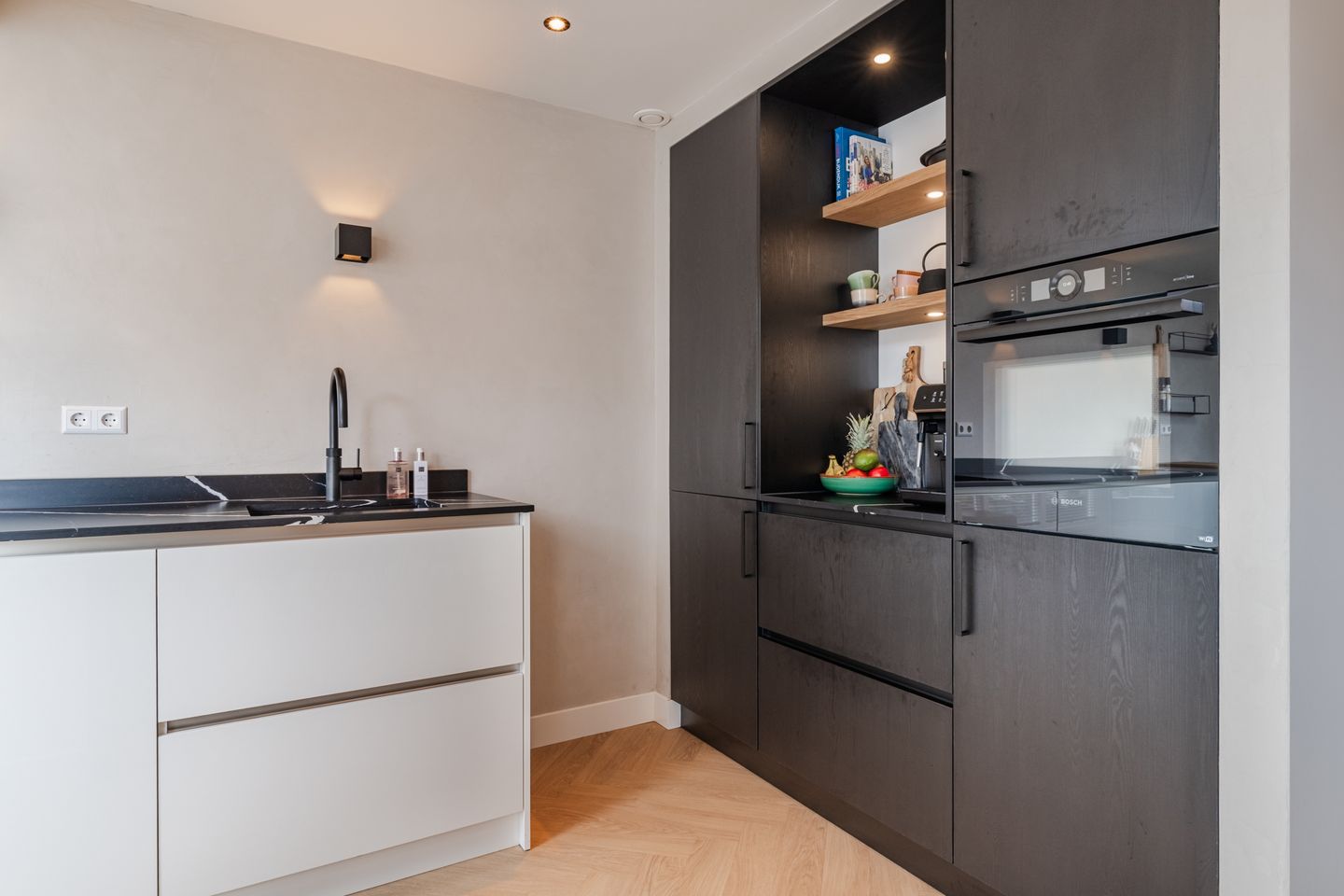 Foto 20 van Strick van Linschotenstraat 71